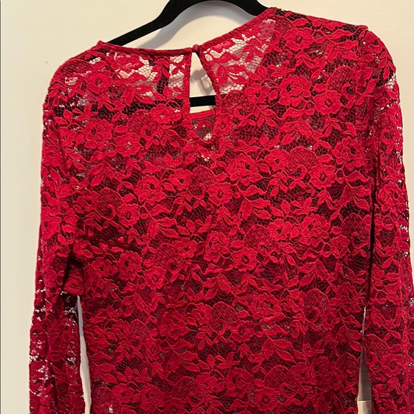 Red Lace Ruffle Top - Picture 4 of 6